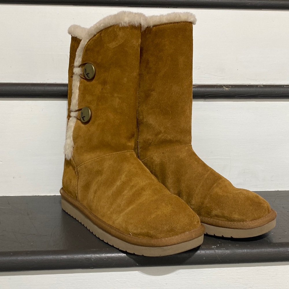 UGGS Koolaburra